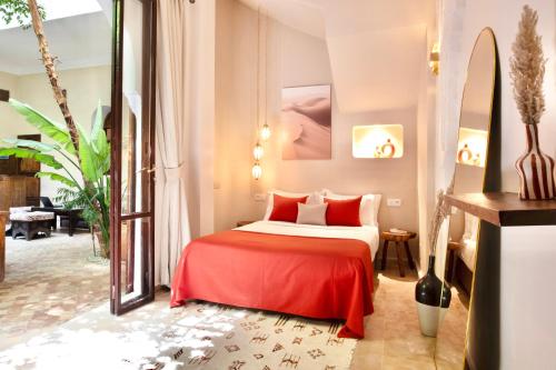 Riad Dar Alif & SPA - Tap to explore photos