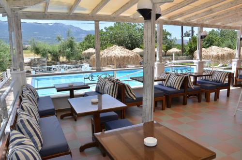 Blue Nest Hotel - image 13