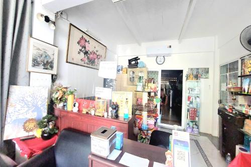 Sukhum Sukhumvit-Onnut Guest House - 편의 시설/서비스