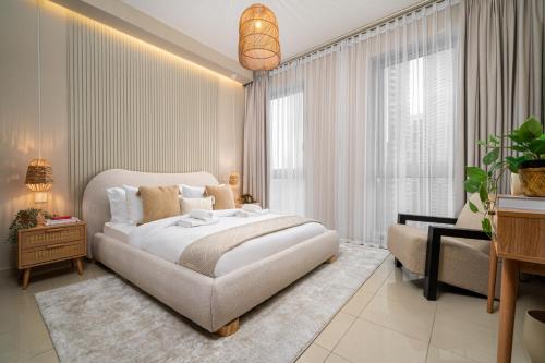Stylish 1BR Apartment near Burj Khalifa and Dubai Fountain, Downtown, Дубай (фото 3)