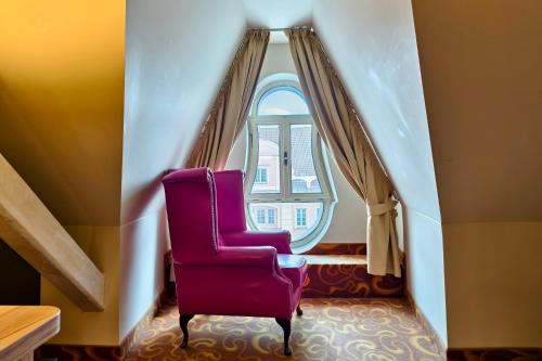 Hotel Zlatá Včela - image 7