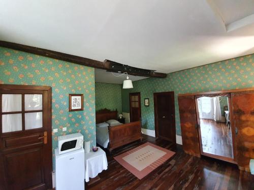 Chambre - Maison de Maître du XVIIè (Chambre - Maison de Maitre du XVIIe) in Saint-Pé-de-Bigorre