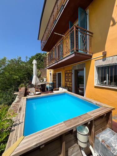 Peldbaseins, Casa Olanda in Mornico Losana