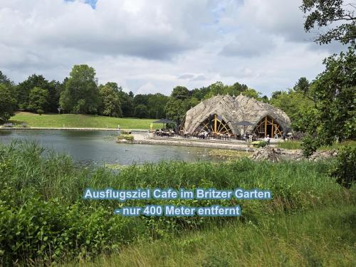 4 Sterne Souterrain Apartment Alt-Mariendorf, Берлин (фото 8)
