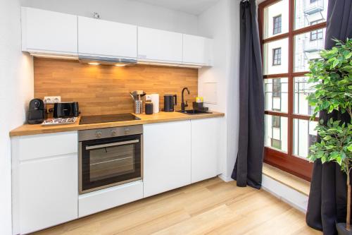 BrockHeus Black Style Apartment I Küche I Zentral I Parkplatz (BrockHeus Black Style Apartment I Kuche I Zentral I Parkplatz) in Magdeburg City Center