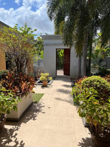 Tropical Luxury 4BR Pool Villa w Game Area - 정원