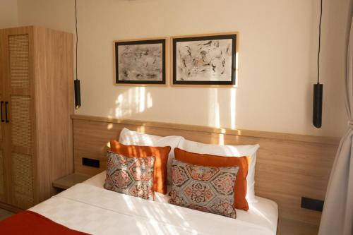 1 queen bed