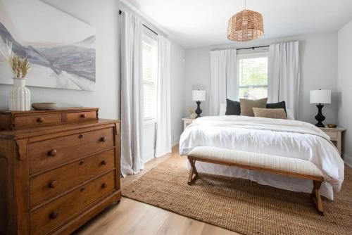 Scandi Candi in Peoplestown