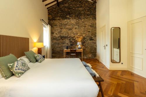 Book the Superior Double or Twin Room - Casa do Lagar Superior Double or Twin Room - Casa do Lagar