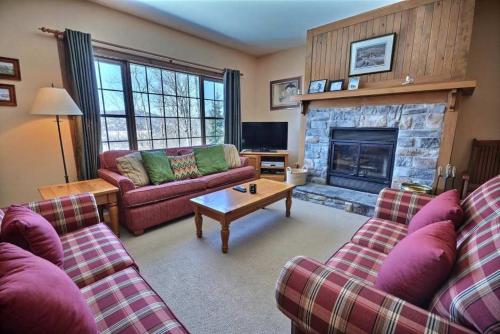 Apartment room in Les Falaises by Rendez-Vous Mont-Tremblant
