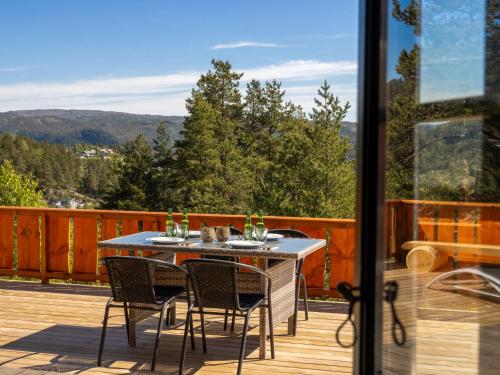 Chalet Vinterro by Interhome in 크리스티안산 시티 센터