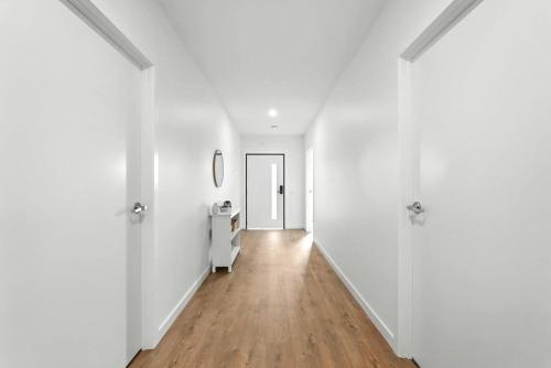 Modern and Accessible, Old Beach in Old Beach