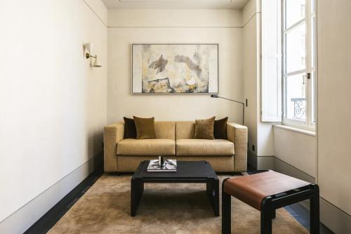Mondovi Luxury Suites - main image