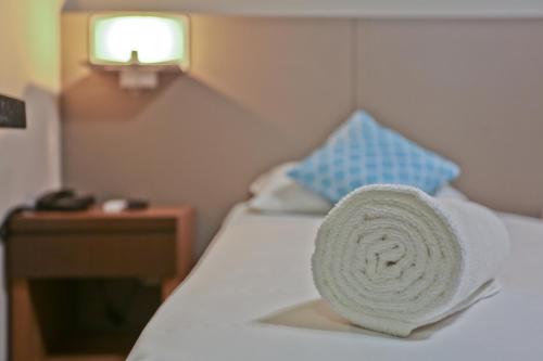 Luxury Double or Twin Room image 8