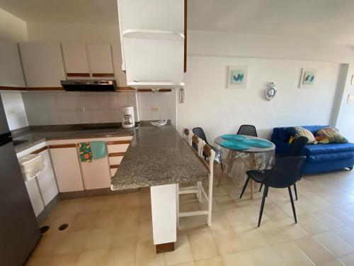 4-5 personas apartamento frente al mar porlamar cerca del cc la vela in 포를라마르