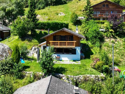 Chalet Chalet Grepon by Interhome in Bleusy