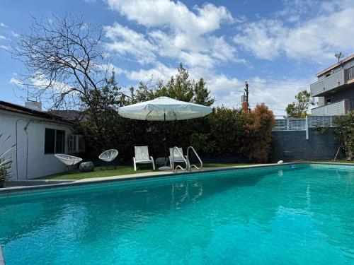 Mesmerizing ADU by the Pool - MK3- WW in Los Angeles, USA