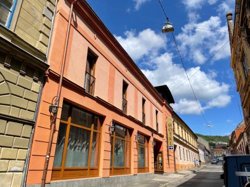 Exterior view, Konig Hotel in Pecs