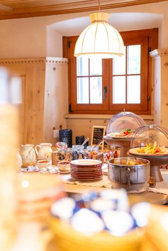 Historic Hotel Crusch Alva – Zuos, TX