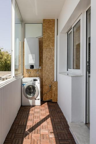 Porto Serenity - Central Apartment with a Balcony in Aldobar