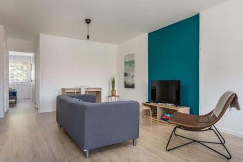 Porto Serenity - Central Apartment with a Balcony in Aldobar