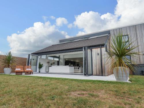 Meadow View, Beverley (foto 2)