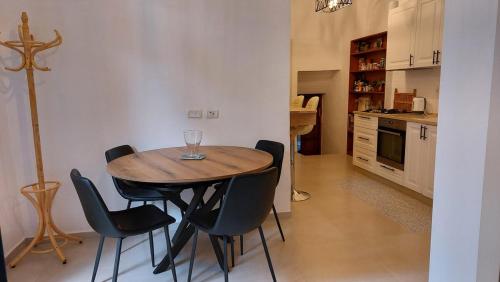 Charming and great position in Baqa-Talpiot