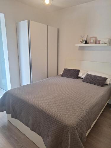 Three-Bedroom Apartment image 2