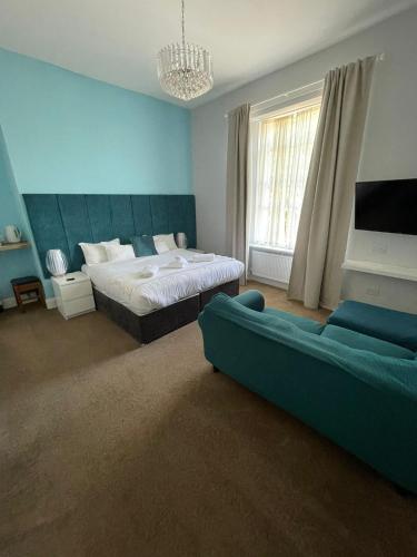 Standard Suite image 4