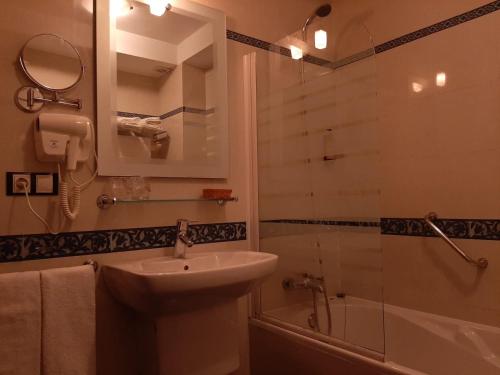 Hotel Celta - main image