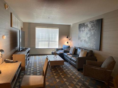 Holiday Inn Purdue - Fort Wayne an IHG Hotel - image 7
