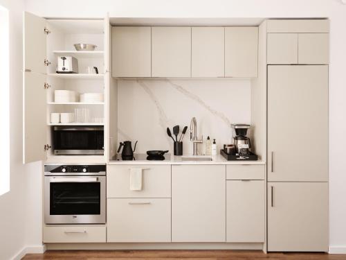 Superior One Bedroom Suite