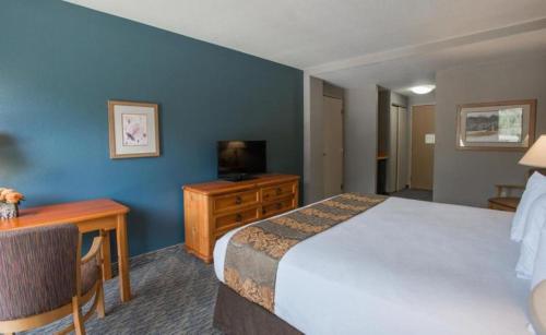 1 queen bed