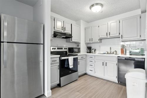 Legacy At Imperial Village 214 I 2 Bed 2 Bath near Richmond Nemzetközi Versenypálya