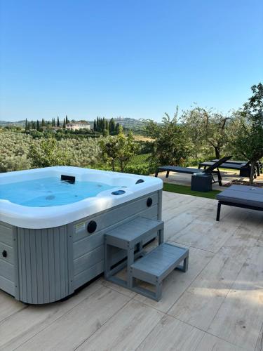 Banheira de hidromassagem, Podere La Quercia in São Gimignano