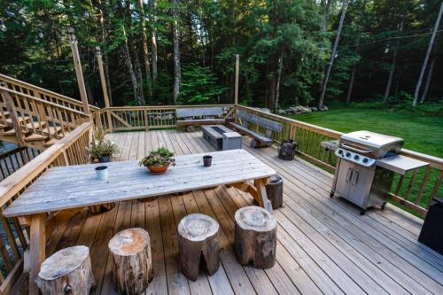 Létesítmények, Dream Stratton Forest Cabin with Hot Tub and Fast WiFi in Stratton
