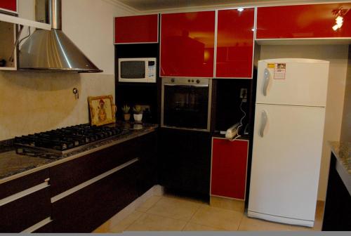 Two-Bedroom House image 8