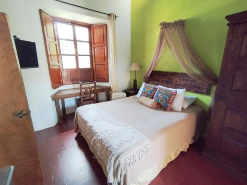 Double Room with Private Bathroom room in Hostal Antigüeño