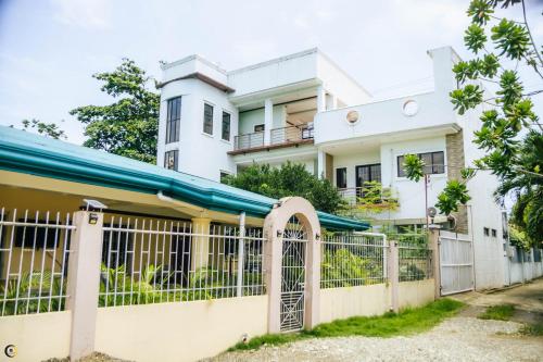 Caliah Homes Apartelle in Balamban