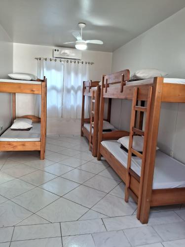 1 bunk bed