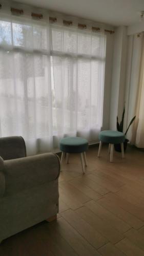 Comfortable 3 bedroom house near the airport Quito and Portal in การ์เรตัส