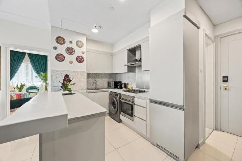1BR Full Burj View 1 min to Dubai Mall Arabic Vibe, Dubai (Foto 8)