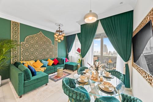1BR Full Burj View 1 min to Dubai Mall Arabic Vibe, Dubai (Foto 7)