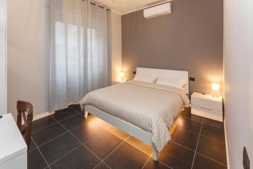 2 Bedrooms apartment Bergamo City Centre, Bergamo (fotografie 10)