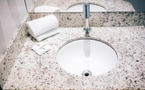 Superior Room image 6