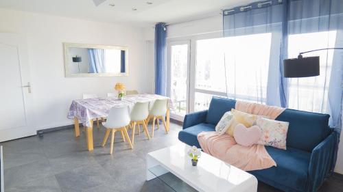 T5 Spacieux Métro Parking 2 min Créteil Soleil - Location saisonnière - Créteil