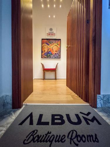 Előcsarnok, Album Boutique Rooms in Sassari