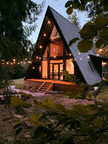 Black Raven Cabin