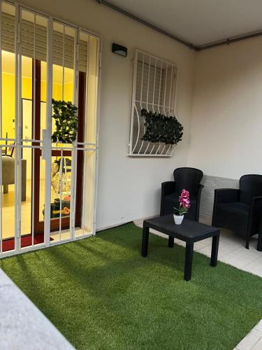 Garden, House of the sun in Poetto