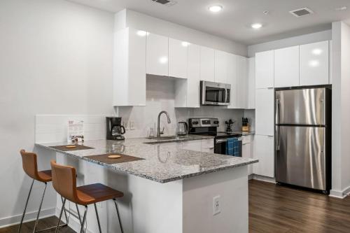 Spectacular Suites by BCA Furnished Apartments in Atlanta, USA